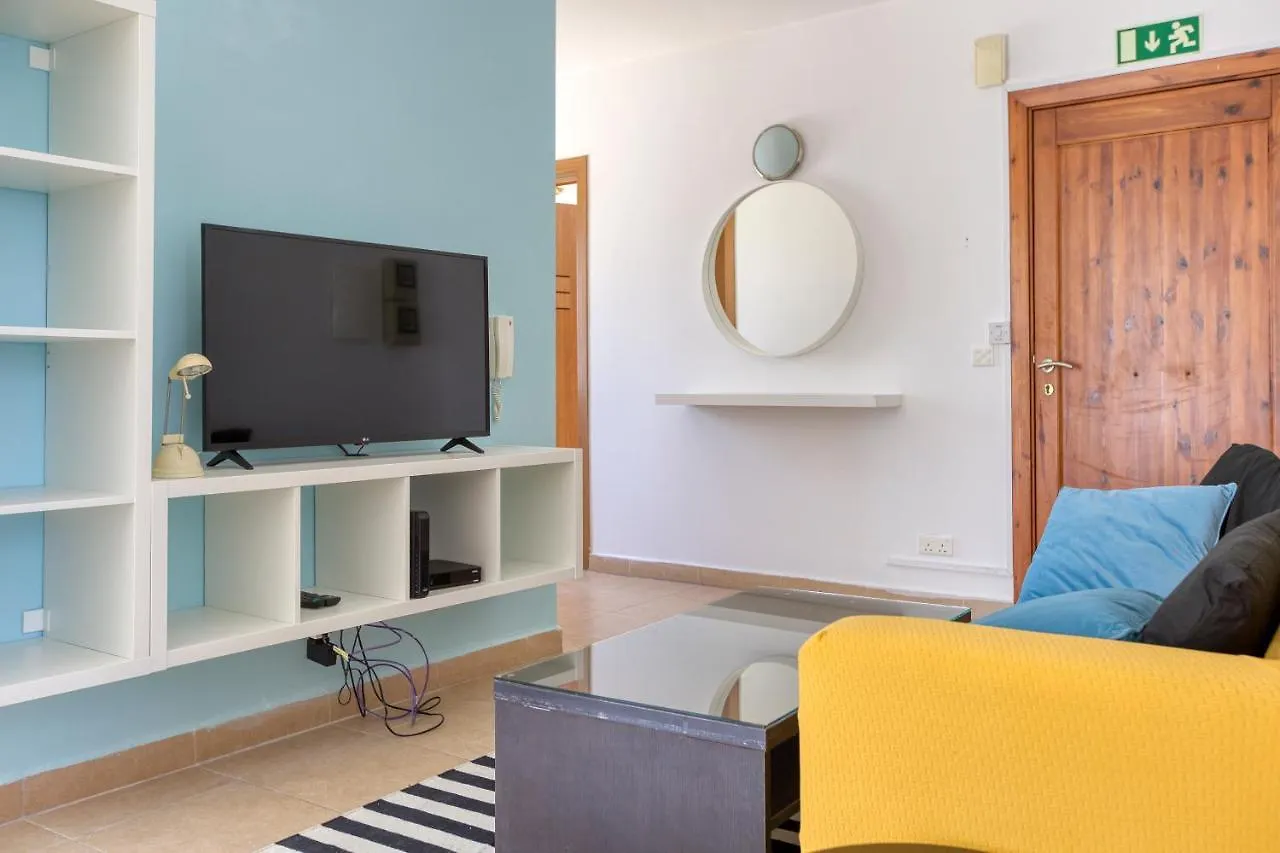 Apartmán 1Br Penthouse With Large Private Terrace In Pv By 360 Estates Saint Julian's