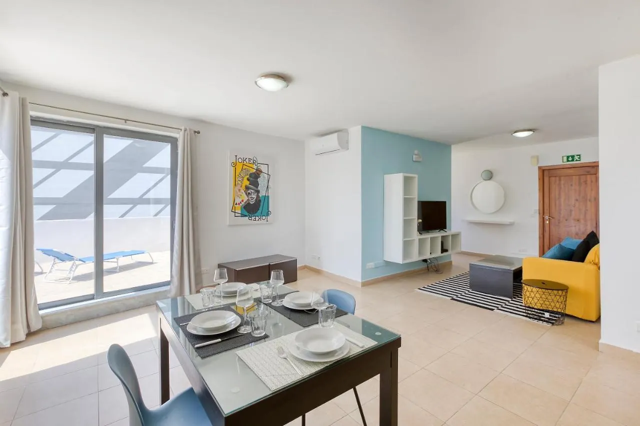 Apartmán 1Br Penthouse With Large Private Terrace In Pv By 360 Estates Saint Julian's Malta