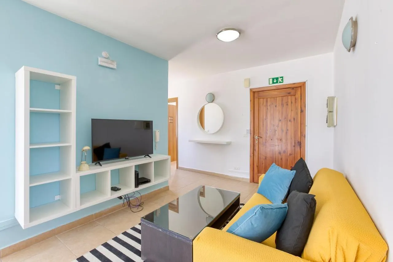 Apartmán 1Br Penthouse With Large Private Terrace In Pv By 360 Estates Saint Julian's