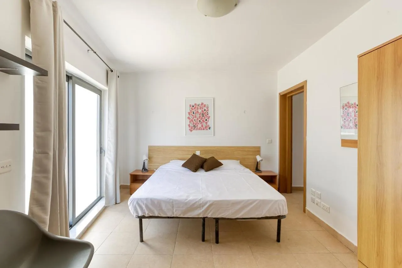 Apartmán 1Br Penthouse With Large Private Terrace In Pv By 360 Estates Saint Julian's Malta